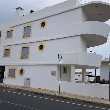 At28, 2 Bed Modern Apartment, Olhos De Agua